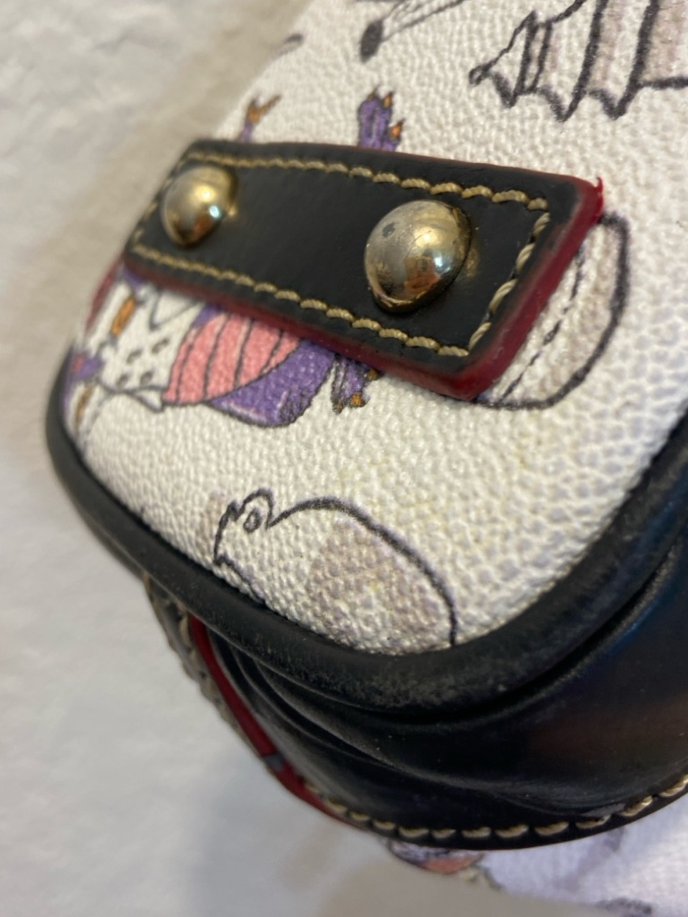 Disney Dooney & Bourke Figment Crossbody 2018 Epcot Food Wine Festival Bag READ - Picture 12 of 16